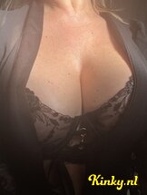 khloé-prive-ontvangst-via-kinky-67e6e88cd2a65a0014f1ed99