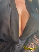 khloé-prive-ontvangst-via-kinky-67ee3edcb04b8d00132d4864