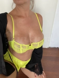 khloé-prive-ontvangst-via-kinky-651bc059676a4f001a43929a