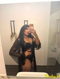 amira-ts-prive-ontvangst-via-kinky-6913099ea9c49d0013967e77