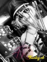 katherina-bdsm-via-kinky-62d112d72e5e3a001a9b8df9