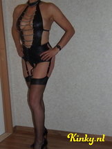 eva-bdsm-via-kinky-6364ce9d5bd596001239f8d2