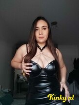 khloe-prive-ontvangst-via-kinky-67d2b8d4e5428f0013f835ea