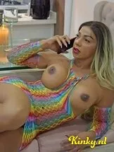 fatima-prive-ontvangst-via-kinky-65381ed500e12d00199d5d8e