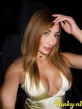 sofy-prive-ontvangst-via-kinky-69032325a9c49d00139663de