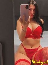 ashley-prive-ontvangst-via-kinky-6920a402aef88e0013c9d50e