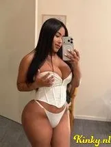 khloe-prive-ontvangst-via-kinky-690db390a9c49d001396773f