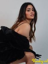 aysha-prive-ontvangst-via-kinky-692715f3695ee80013909ce8