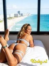 lexy-prive-ontvangst-via-kinky-695a84f5380ca90013f03aeb