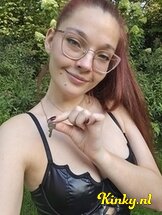 lola-virtual-sex-via-kinky-66bdd71f8090ca0013f44fa2