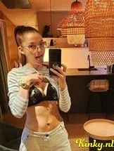 lola-virtual-sex-via-kinky-68dbb7b4c6c1e00013daa722