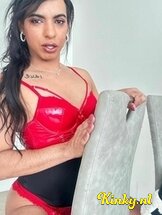 nikoll-prive-ontvangst-via-kinky-6606b345061c090019f014ee