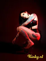 polly-prive-ontvangst-via-kinky-64d3a464c4b5af0019e23b77