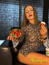 emely-prive-ontvangst-via-kinky-699834e958319b0012dcd01b