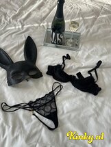 hillary-prive-ontvangst-via-kinky-679039bf1cfed900133d8ffa