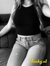 amy-virtual-sex-via-kinky-66d9e5bb397663001375734d