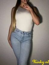 kim-virtual-sex-via-kinky-6914dc405a625a00138ad6b3