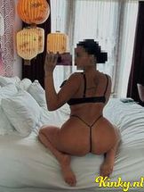 mia-escort-via-kinky-6927765b5cb7bf001380094d