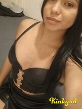 micaela-prive-ontvangst-via-kinky-657c1ccc4f139f0012991c3a