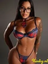 shantal-prive-ontvangst-via-kinky-68bdf424c6b8b100141b5bef