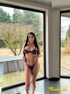 saray-prive-ontvangst-via-kinky-65eacb0c280f830019184a5a
