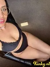 ella-prive-ontvangst-via-kinky-68b6f1522db4460014135a4a