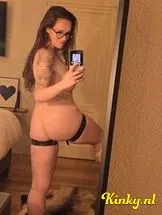 mila-virtual-sex-via-kinky-694173a985b4260013a87b9c