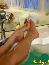 leona-prive-ontvangst-via-kinky-68d2fa232f74810013c8369d