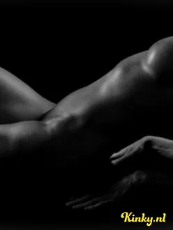 yvonne-erotische-massage-via-kinky-65ecf09d3e11690019df2eed