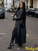 serenna-bdsm-via-kinky-68e78c166414c600131a6251