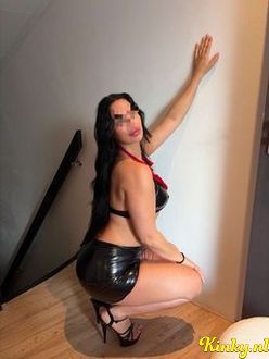 amore-virtual-sex-via-kinky-69243c08f65b7000139343a9