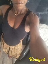 louise-erotische-massage-via-kinky-66bc988c707227001423ac0a