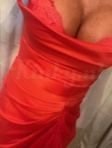 chloe-escort-via-kinky-6835b543375bfd001318c0c5