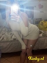 roxy-escort-via-kinky-67ea68b2b650a700133dac38