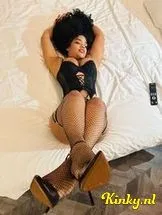 franchesca-prive-ontvangst-via-kinky-692d80b5c8519a001336389d