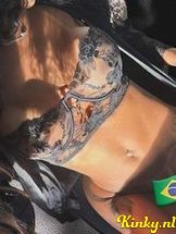 selena-prive-ontvangst-via-kinky-691fa81cc0682f0013e04398