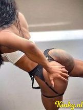 selena-prive-ontvangst-via-kinky-68f53d7632844c0013f6129f