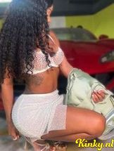 selena-prive-ontvangst-via-kinky-68da5281b6e471001315ec5a