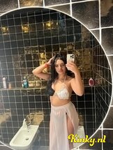 selena-escort-via-kinky-6764beb15d10c70013f1ed94