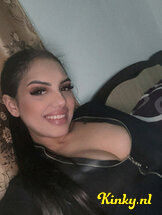 selena-escort-via-kinky-67d78d22f170bd00138a00ee