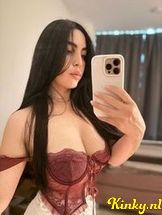 adriana-prive-ontvangst-via-kinky-68b9e3549ee34c00133ca053