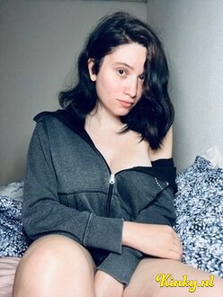 asterina-escort-via-kinky-66cf9d48a4f88e001370bc30