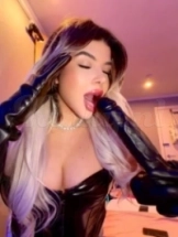 juliana-prive-ontvangst-via-kinky-6985f95dbaaf3f00136bff86