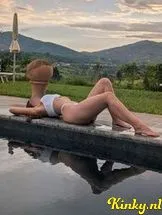 esmee-virtual-sex-via-kinky-6852c2f443e4b9001386fd8d