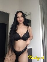 yasmina-escort-via-kinky-686664ae3cd0cf00131ce300