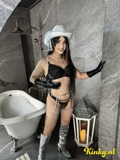 alisson-prive-ontvangst-via-kinky-67604479af485000135810cd