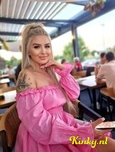 amy-escort-via-kinky-684a2aa63cd0cf00131cb5b2