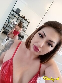 karyna-prive-ontvangst-via-kinky-67d41a1365bf2200130966d2