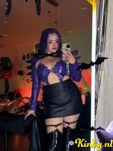 yuna-virtual-sex-via-kinky-690a134c665fb20013635152