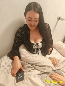 sola-erotische-massage-via-kinky-6883aee129a2270013612e08